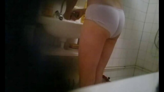 ناضجة العمة مع رجل يلعب ألعاب الجنس ، وتغيير دور جنس افلام اجنبي تلميذة